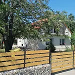 Apartament Angela Haz *